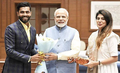 பாஜக வேட்பாளராக ஜடேஜாவின் மனைவி அறிவிப்பு!