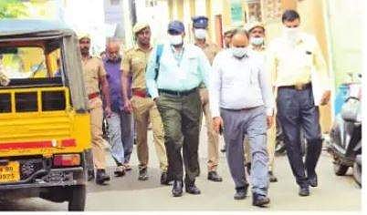 தமிழகத்தில் 42 இடங்களில் என்ஏஐ சோதனை: கோவை காா் வெடிப்பு வழக்கில் முக்கிய ஆவணங்கள் பறிமுதல்