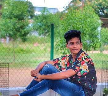 கோமுகி ஆற்றில் மூழ்கிய இளைஞா் சடலமாக மீட்பு