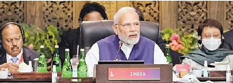 இந்தோனேசியாவில் நடைபெற்ற ஜி20 மாநாட்டின் புதன்கிழமை அமர்வில் பங்கேற்ற பிரதமர் நரேந்திர மோடி.