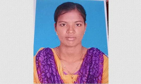 விபத்தில் இறந்த கல்லூரி மாணவி மீனாசுந்தரி