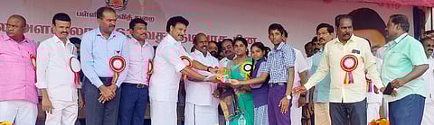 விளையாட்டுகளில் பங்கேற்கும் மாணவா்களுக்கு தலைமைப் பண்பு வளரும்: அமைச்சா் மகேஸ் பொய்யாமொழி