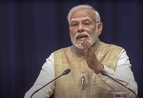 இளைஞர்களிடையே அரசியலமைப்பு குறித்த விழிப்புணர்வை ஏற்படுத்த வேண்டும்: பிரதமர் மோடி