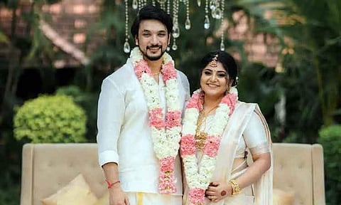 நடிகர் கார்த்திக் மணிரத்னம் இயக்கத்தில் வெளியான 'கடல்' படத்தின் மூலம் தமிழில் அறிமுகமானார் கெளதம் கார்த்திக்.