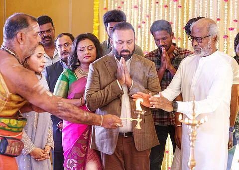 லைகா தயாரிப்பில் ஐஸ்வர்யா ரஜினிகாந்த் இயக்கத்தில் ‘லால் சலாம்’ பூஜையில் நடிகர் ரஜினிகாந்த், விஷ்ணு விஷால், விக்ராந்த் மற்றும் தயாரிப்பாளர் சுபாஷ்கரன் ஆகியோர் கலந்துக் கொண்டனர்.