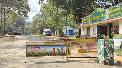 கோவை குற்றாலம் மூடல்!