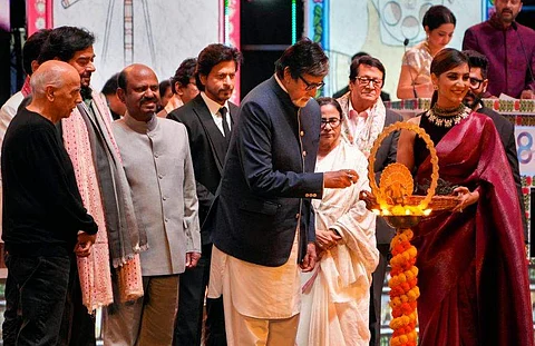 அமிதாப் பச்சனுக்கு பாரத ரத்னா விருது வழங்க வேண்டும்: மம்தா பானர்ஜி