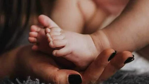 பிறந்த குழந்தை