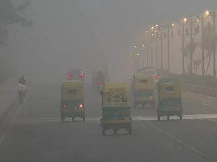 தில்லியில் 2-வது நாளாக கடும் பனி மூட்டம்: 6.3 டிகிரி செல்சியஸாக பதிவு