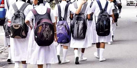 1-5ஆம் வகுப்பு மாணவர்களுக்கு ஜன.5-ல் பள்ளிகள் திறப்பு