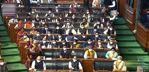 வரும் நிதியாண்டில் செலவு ரூ. 39.5 லட்சம் கோடி; வரவு ரூ. 22.8 லட்சம் கோடியாக கணிப்பு