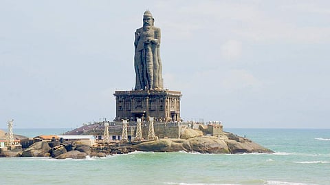 கன்னியாகுமரியில் உள்ள திருவள்ளுவர் சிலை