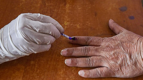 கர்நாடகத்தில் வாக்குச்சீட்டு முறையில் உள்ளாட்சித் தேர்தல்!