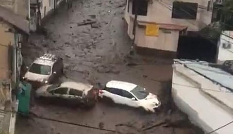 ஈக்வடார்: நிலச்சரிவில் 24 பேர் பலி, 48 பேர் காயம்