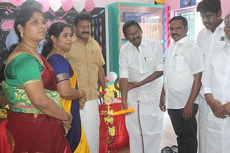 கும்பகோணம் காா்த்தி வித்யாலயா பள்ளியில்அடல் டிங்கரிங் ஆய்வகம் திறப்பு