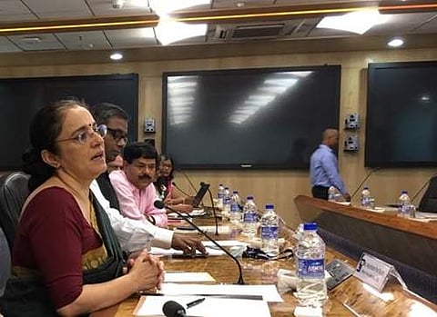செபியின் புதிய தலைவராக மாதவி பூரி புச் நியமனம்!