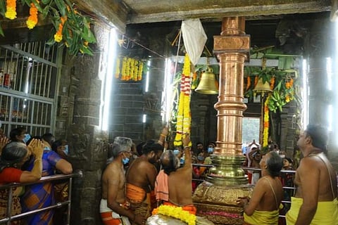 நாகர்கோவில் வடிவீஸ்வரம் அழகம்மன் கோயிலில் நடைபெற்ற திருக்கொடியேற்றம்.