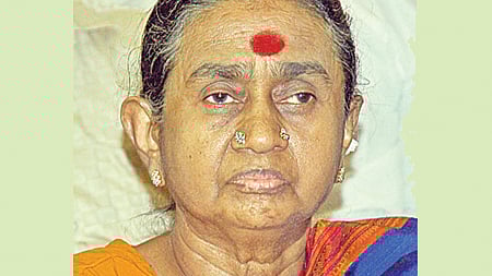 தயாளு அம்மாள் மருத்துவமனையில் அனுமதி