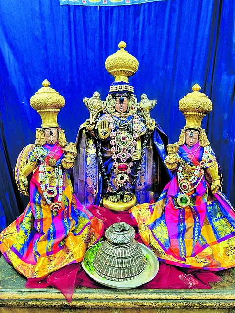 மண்ணில் உயர் மழிசை!