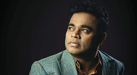 ஏலத்துக்கு விடப்பட்ட ஏ.ஆர்.ரஹ்மானின் உடை: எவ்வளவு பணம் கிடைத்தது தெரியுமா?