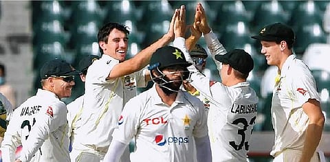 லாகூா் டெஸ்ட்: ஆஸி. 391 ரன்கள் சோ்ப்பு