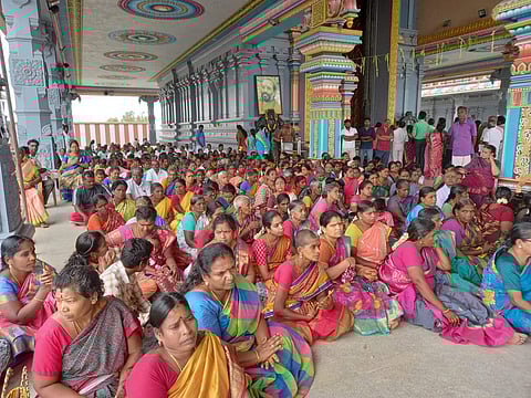 பக்தர்கள்