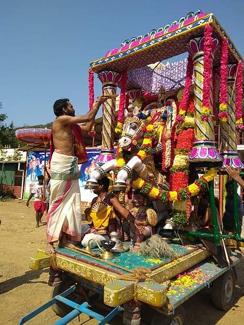 திருவடிசூலத்தில் கள்ளழகர் வைகை ஆற்றில் இறங்கும் வைபவம்