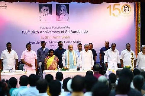 புதுச்சேரி ஸ்ரீ அரவிந்தரின் 150 ஆவது ஆண்டு பிறந்தநாள் விழா சிறப்பு விருந்தினராகக் மத்திய உள்துறை அமைச்சர் அமித் ஷா கலந்து கொண்டார்.