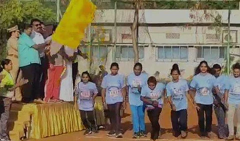 நாங்களும் திறமையானவர்கள்! மாரத்தான் போட்டியில் பங்கேற்ற 50 திருநங்கைகள்!