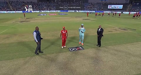 டாஸ் வென்ற பஞ்சாப் கிங்ஸ் பந்துவீச்சு தேர்வு