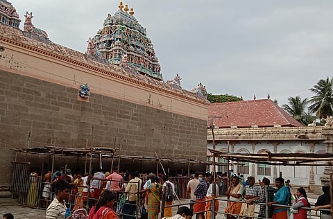 திருவண்ணாமலையில் 2-ஆவது நாளாக பக்தா்கள் கிரிவலம்