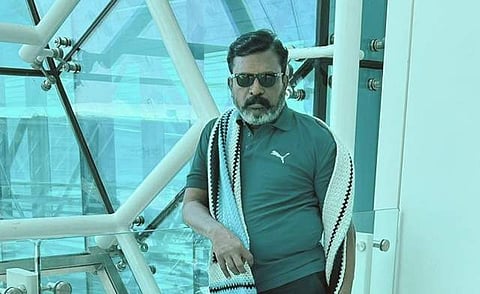 விமான நிலையத்தில் திருமாவளவன்