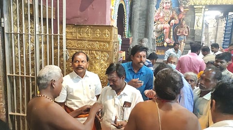 பட்டணப் பிரவேசத்தில் பல்லக்கு தூக்கும் நிகழ்ச்சிக்கானதடை உத்தரவை திரும்பப் பெறவேண்டும் : அா்ஜூன் சம்பத்