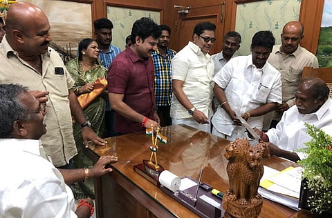 கருணாநிதி பிறந்தநாளை அரசு விழாவாக கொண்டாடபுதுவை முதல்வரிடம் எம்.எல்.ஏ.க்கள் கோரிக்கை