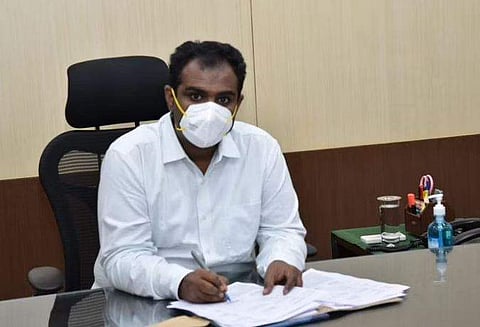மதுரை மாவட்ட ஆட்சியர் அனீஷ் சேகர்