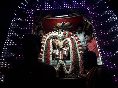 புஷ்ப பல்லக்கு...