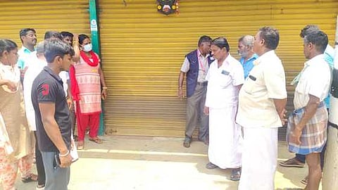 ஒரத்தநாட்டில் கோழி இறைச்சி சாப்பிட்ட 3 மாணவா்களுக்கு வாந்தி, மயக்கம்