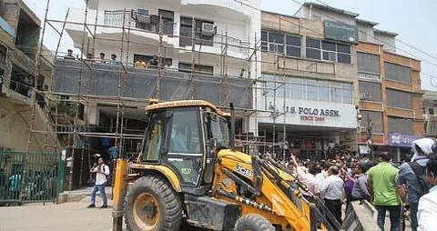 தில்லி ஷஹீன் பாக் பகுதியில் கட்டடங்களை இடிக்கும் பணி தற்காலிகமாக நிறுத்தம்