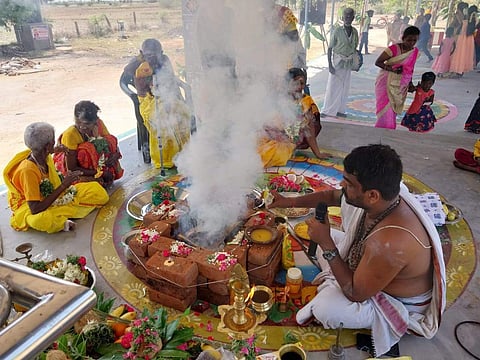 வருஷாபிஷேக விழாவை முன்னிட்டு நடைபெற்ற சிறப்பு யாகம்