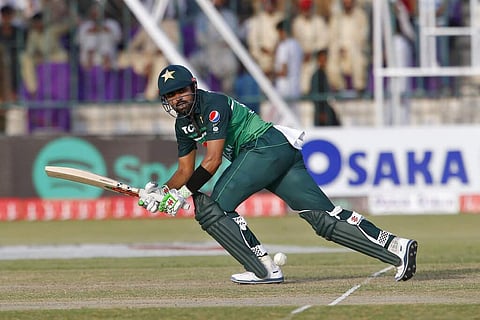 ஒருநாள் கிரிக்கெட்டில் ஏராளமான ரன்களைக் குவித்து வரும் பாகிஸ்தான் கேப்டன்