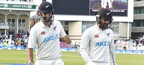 டேரில் மிட்செல் - பிளண்டல்