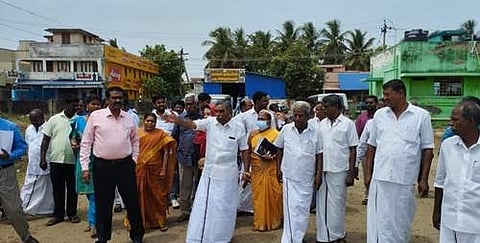 கூத்தாநல்லூர் பேருந்து நிலைய ரூ.3.53 கோடி கடன் தள்ளுபடி: புதிய பேருந்து நிலையம் அமைப்பு; எம்.எல்.ஏ., உறுதி