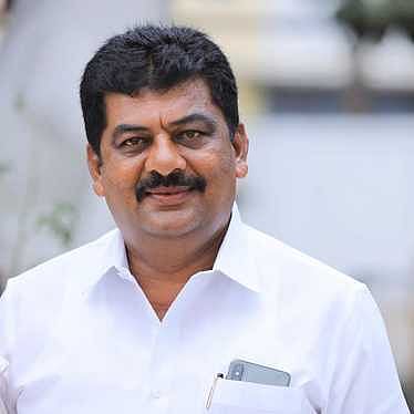 ஒசூா் எம்எல்ஏ ஒய்.பிரகாஷ்