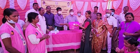 நரிக்குறவா் குடும்பத்தினருக்கான சிறப்பு குறைகேட்பு முகாம்