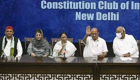 குடியரசுத் தலைவராக பொது வேட்பாளா்? எதிா்க்கட்சிகள் தீவிர ஆலோசனை