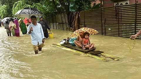 அசாமில் பெய்த கனமழைக்கு 5 லட்சம் பேர் பாதிப்பு!