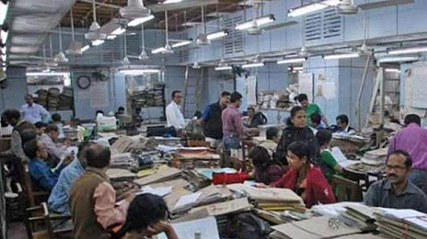 என்ன, மத்திய அரசு ஊழியர்கள் இனி இதையெல்லாம் பயன்படுத்தக் கூடாதா?