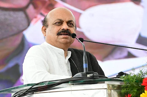 கர்நாடக  முதல்வர் பசவராஜ் பொம்மை