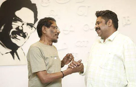 சீனு ராமசாமி என் மகன்: மாமனிதன் படம் பார்த்து நெகிழ்ந்த பாரதிராஜா!