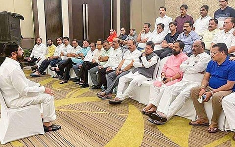 நம்பிக்கை வாக்கெடுப்பில் நிச்சயம் வெற்றி பெறுவோம்: அதிருப்தி எம்எல்ஏக்கள்